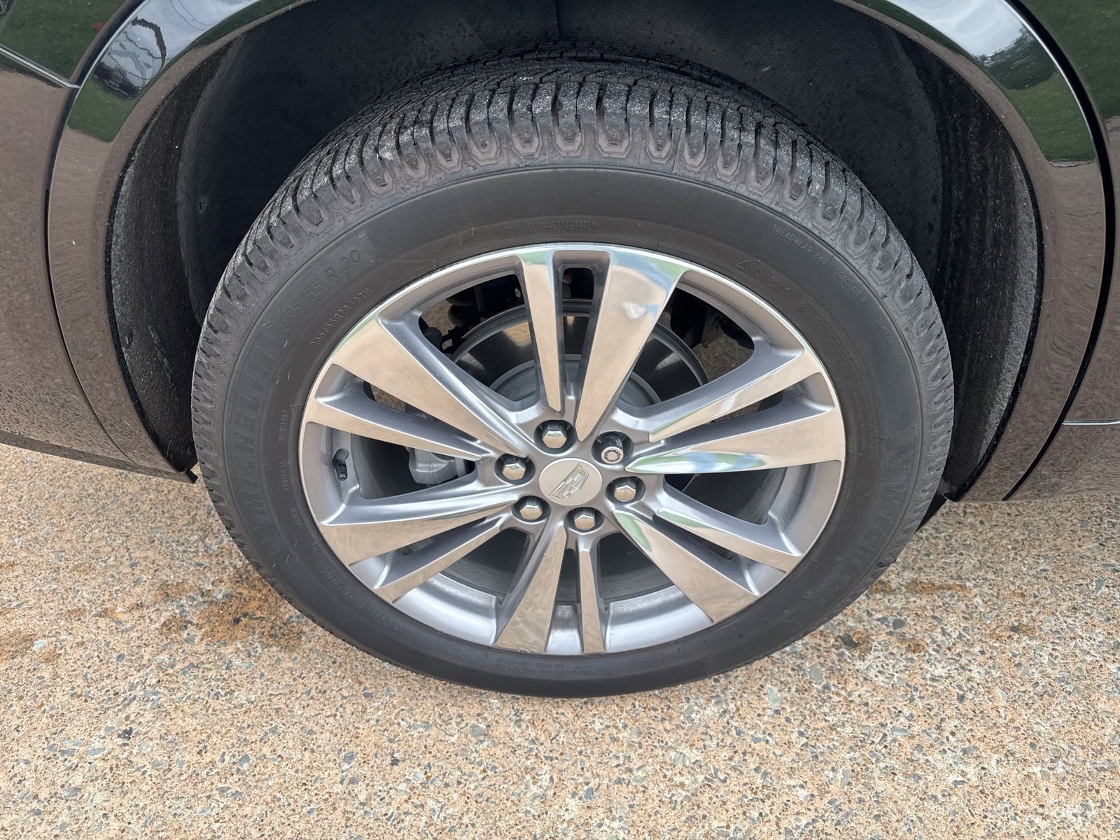 Used 2023 Cadillac XT6 Premium Luxury image 9