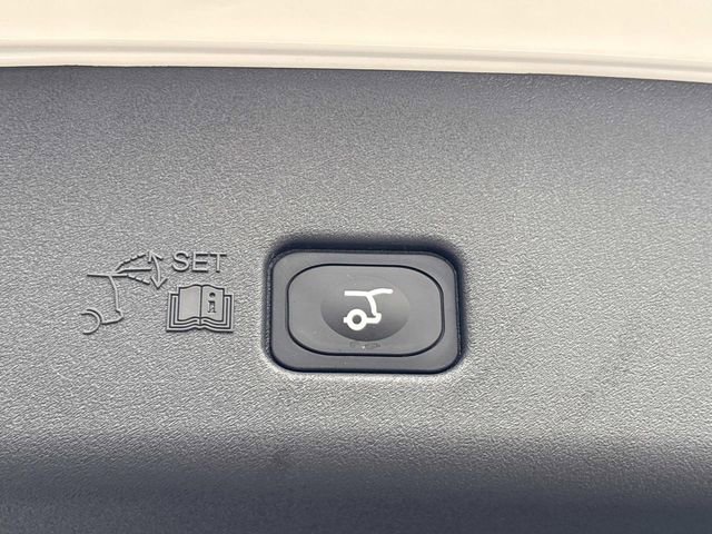 New 2026 Lincoln Nautilus Premier w/ Jet Appearance Package image 13