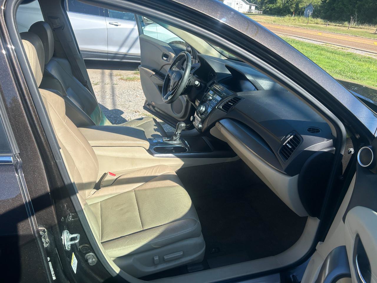 Used 2014 Acura RDX w/ Technology Package AWD/4WD image 12