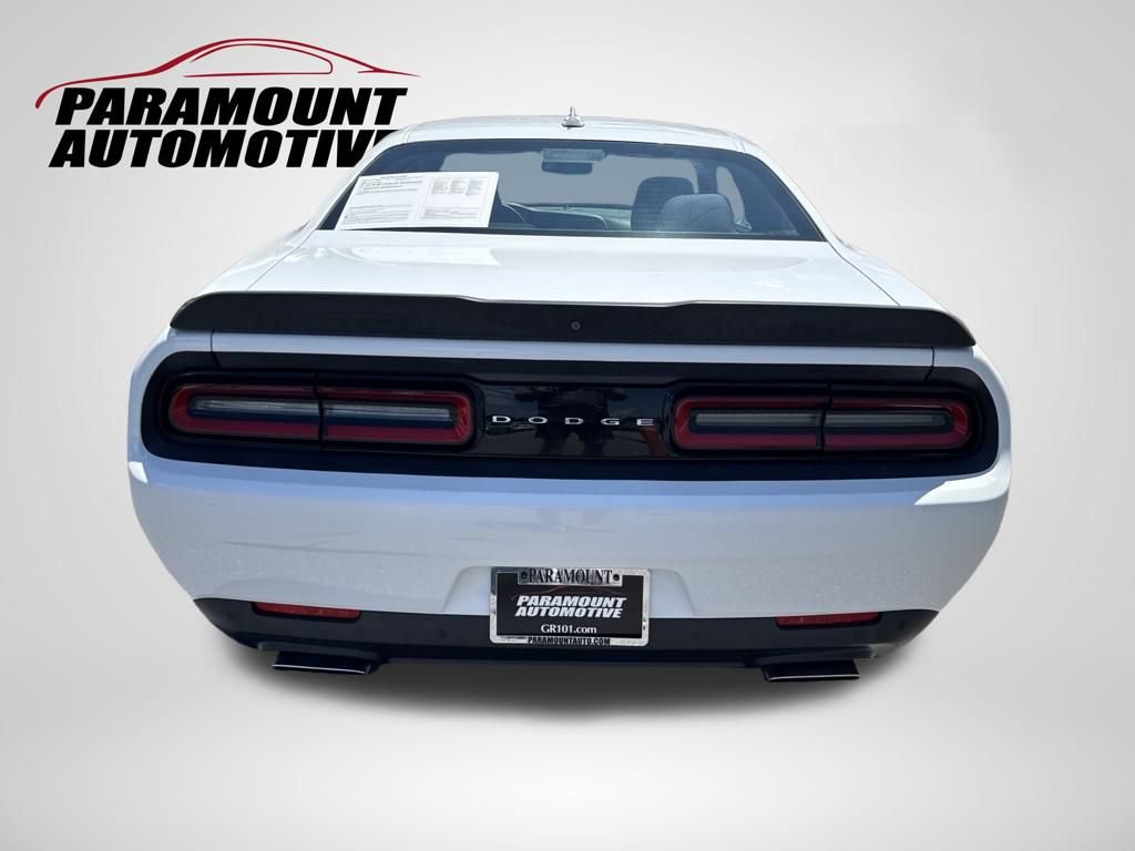 Used 2017 Dodge Challenger R/T Scat Pack RWD image 6