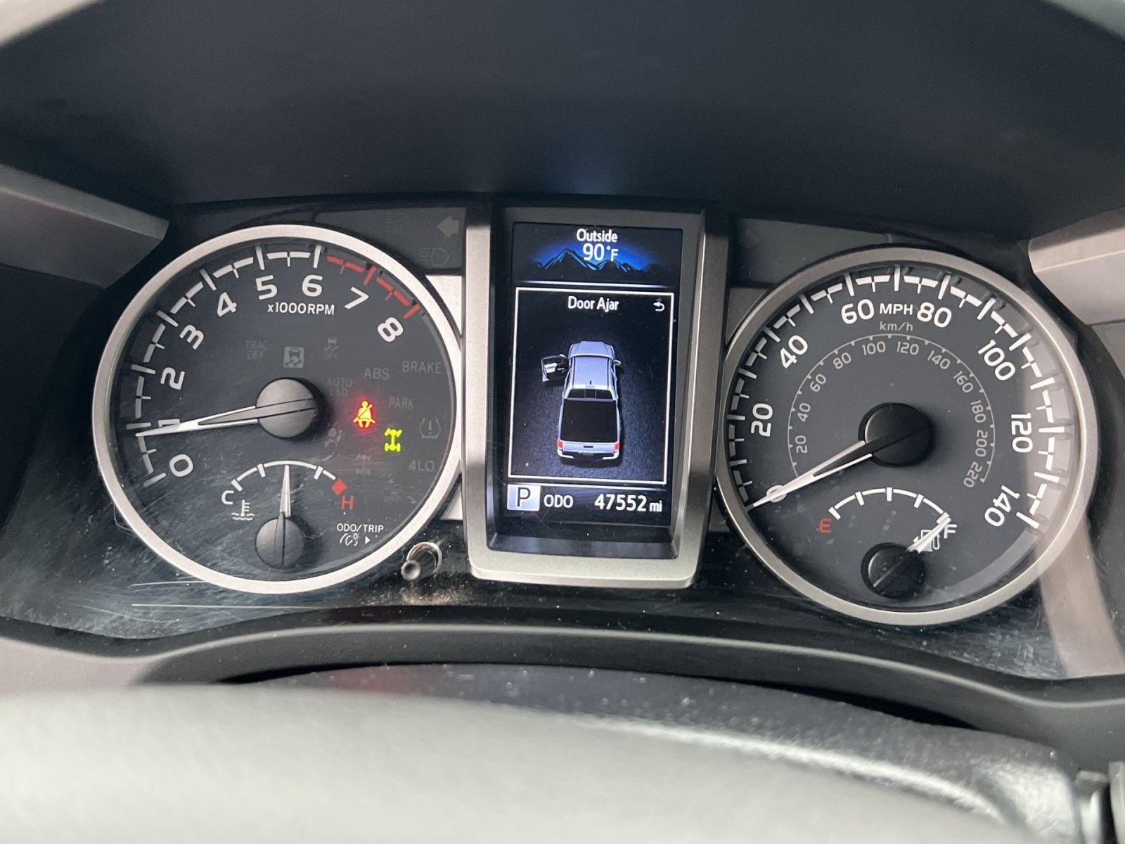 Used 2022 Toyota Tacoma SR5 AWD/4WD image 16