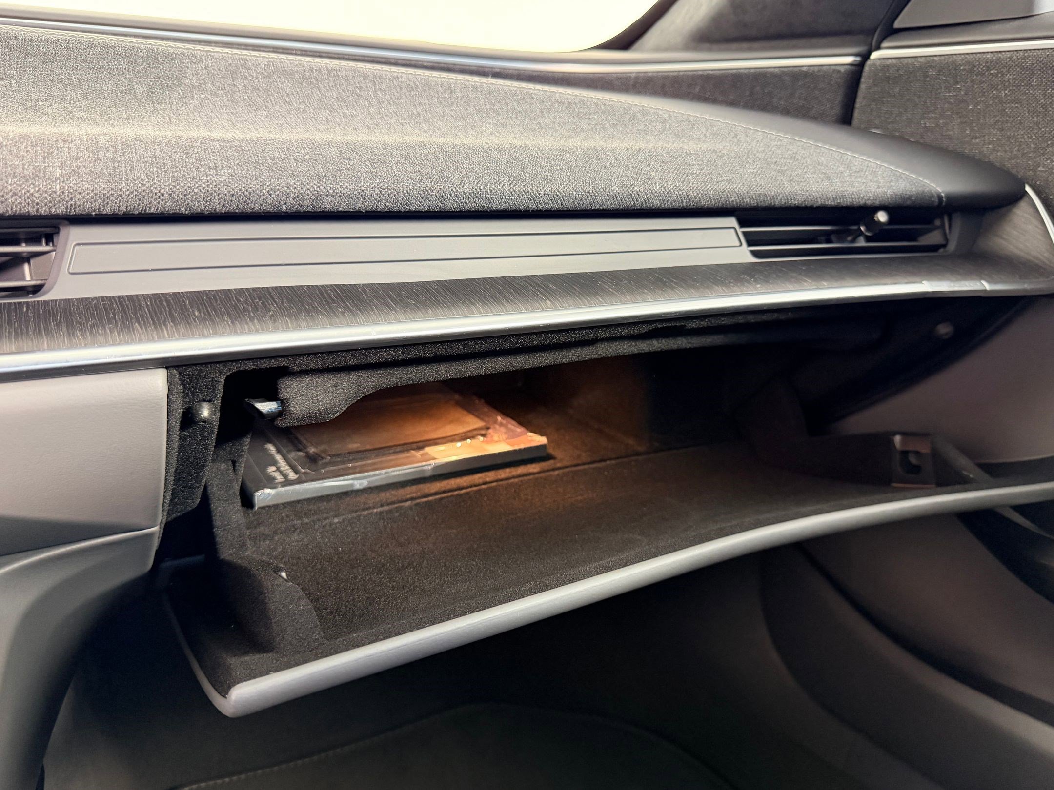 Used 2024 Lucid Air Pure image 25