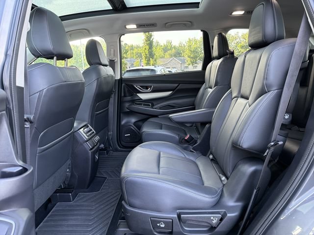 Used 2022 Subaru Ascent Limited w/ Technology Package AWD/4WD image 13