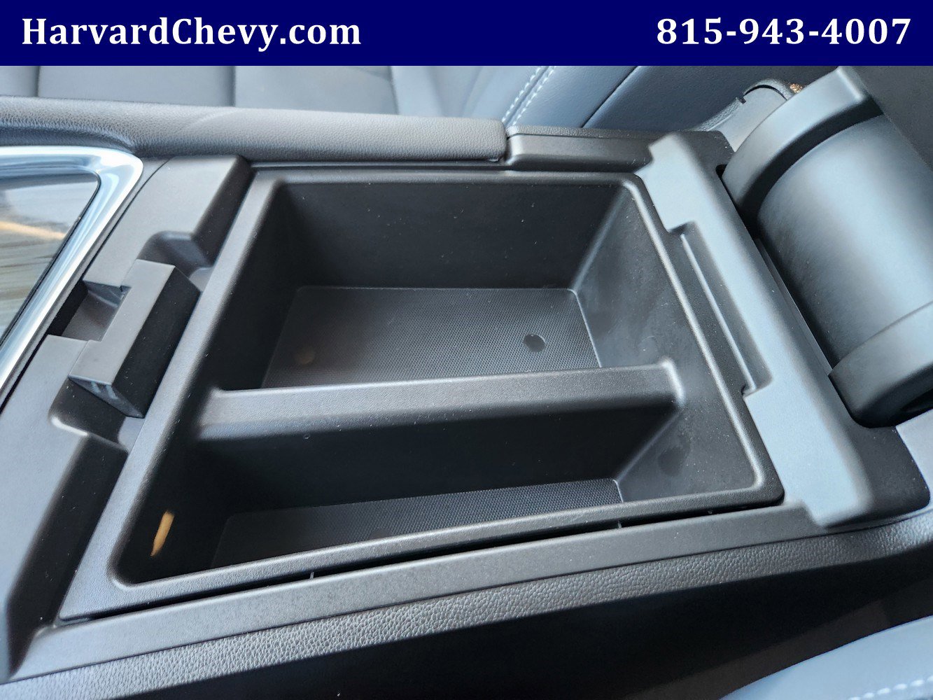 Used 2021 Buick Enclave Essence image 12