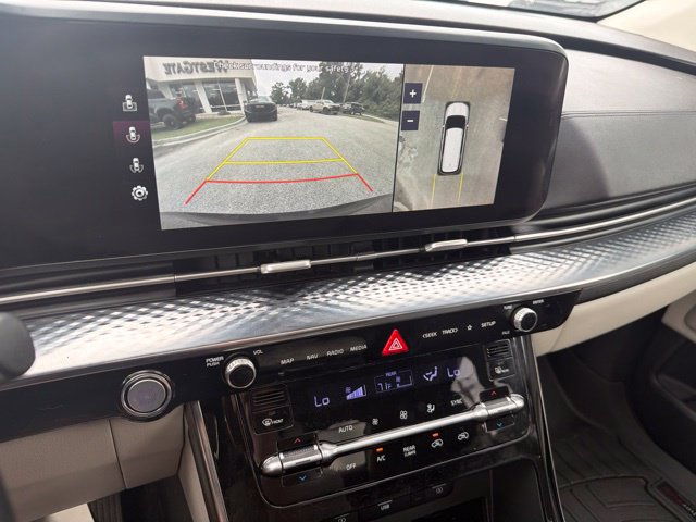 Used 2022 Kia Carnival SX Prestige FWD image 35