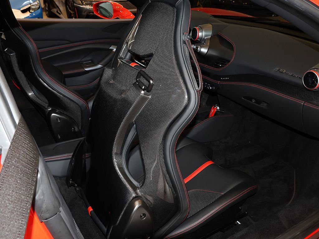 Certified 2021 Ferrari F8 Tributo RWD image 45