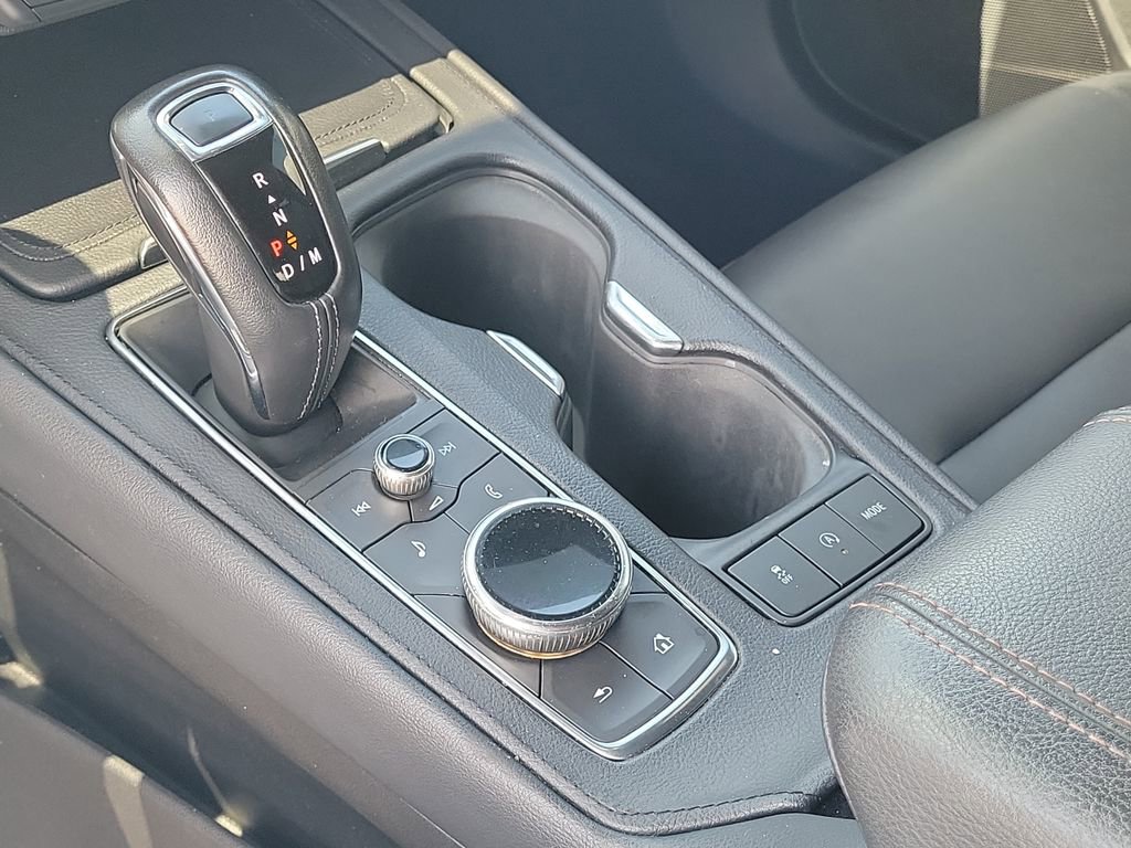 Used 2019 Cadillac XT4 Sport w/ Cold Weather Package image 18