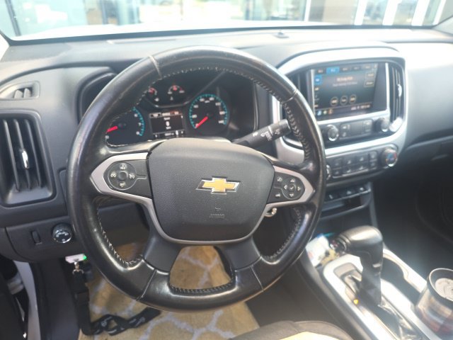 Used 2021 Chevrolet Colorado LT RWD image 2