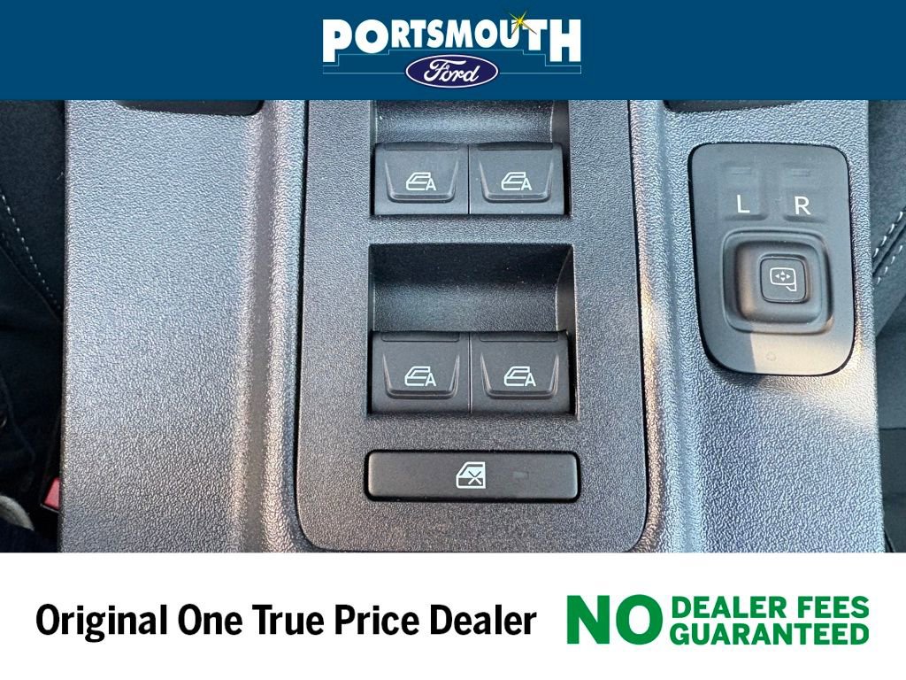 New 2025 Ford Bronco Badlands image 24