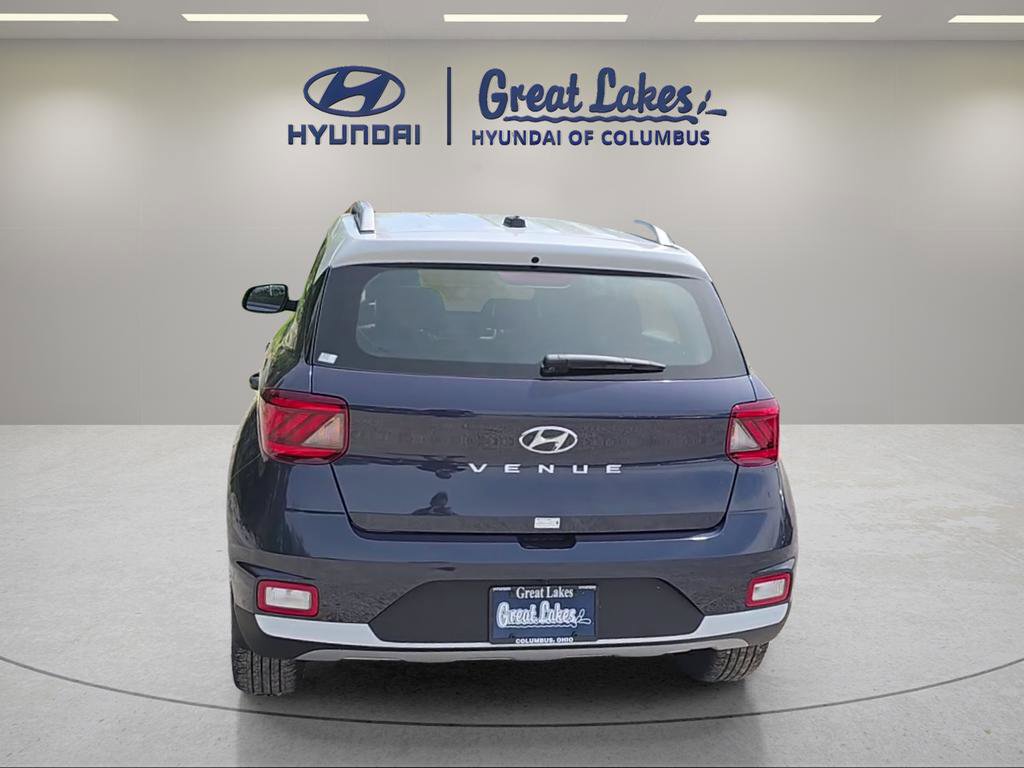 New 2026 Hyundai Venue SEL FWD image 4