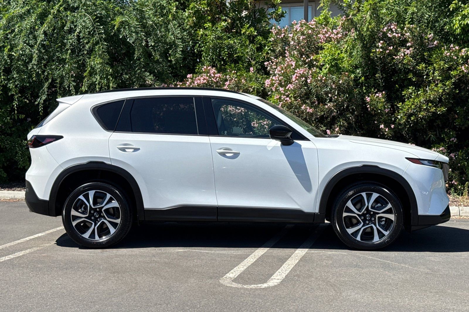 New 2026 MAZDA CX-5 Preferred image 4