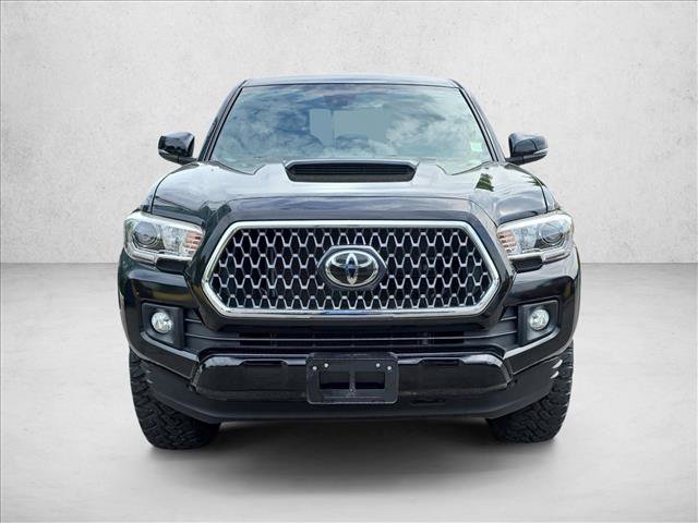 Used 2019 Toyota Tacoma TRD Sport AWD/4WD image 2