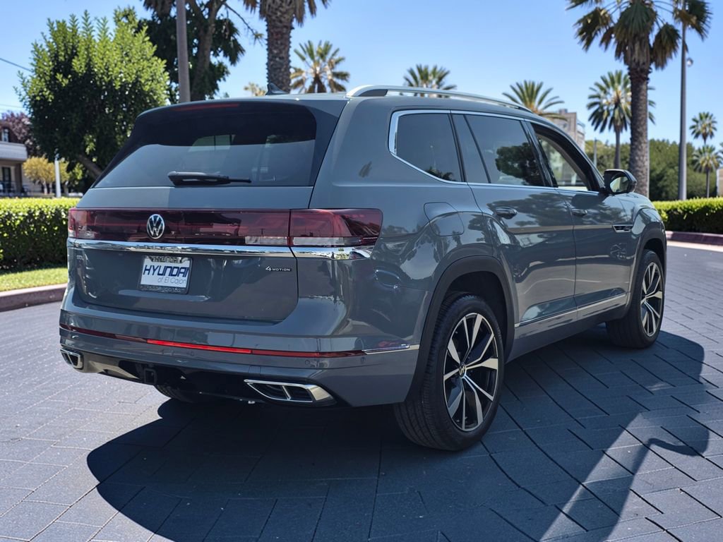 Used 2025 Volkswagen Atlas SEL Premium R-Line image 5