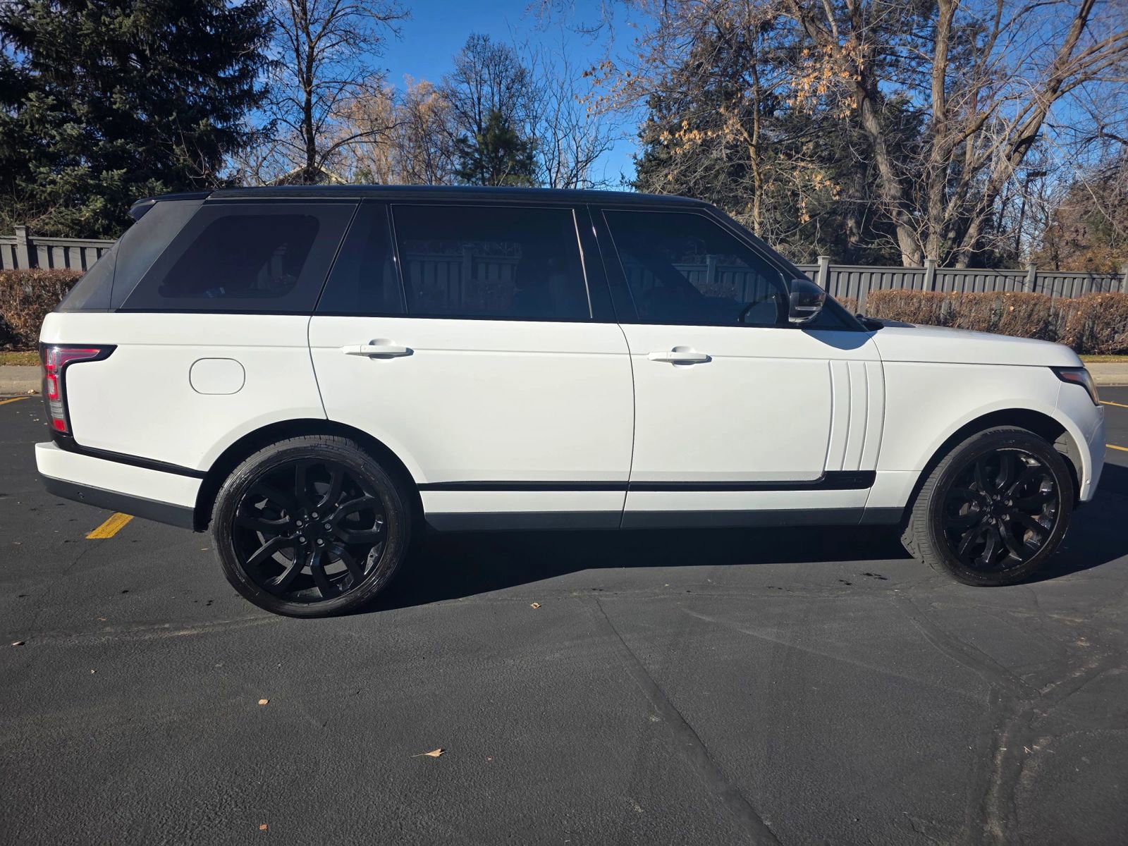 Used 2015 Land Rover Range Rover Long Wheelbase Supercharged image 10