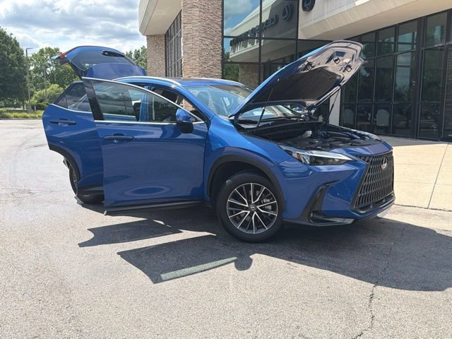 Used 2023 Lexus NX 250 FWD w/ Cold Area Package image 9