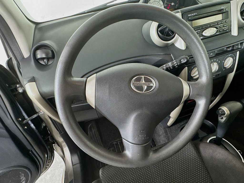 Used 2005 Scion xA FWD image 12