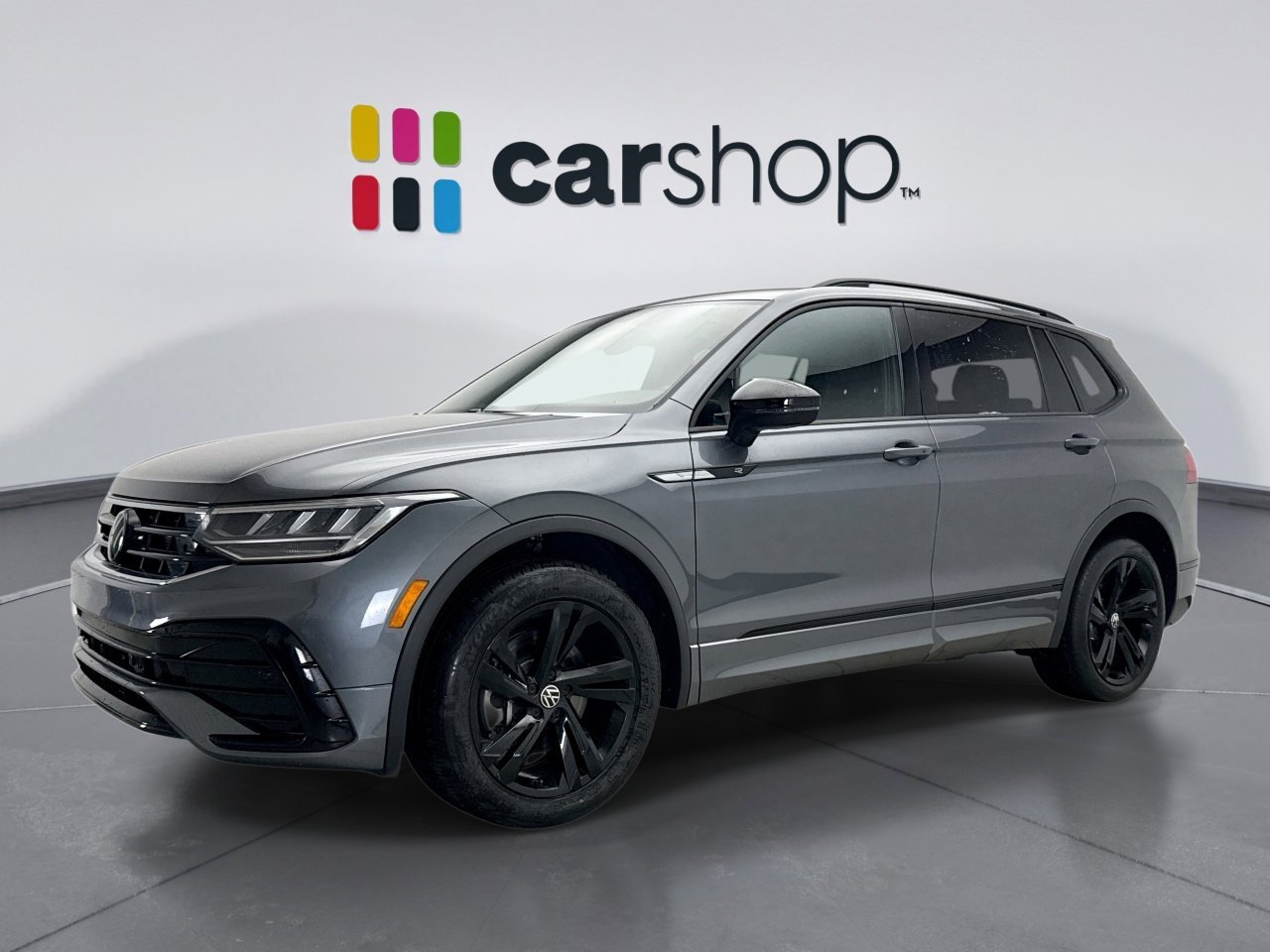 Used 2024 Volkswagen Tiguan SE R-Line