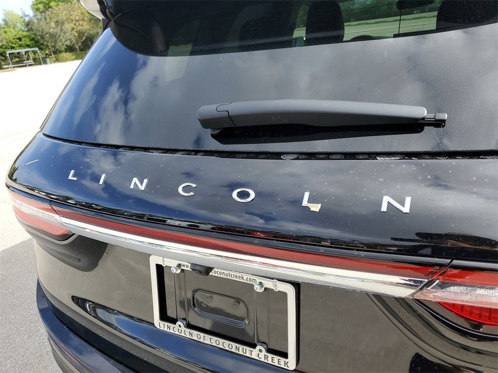 New 2026 Lincoln Corsair Reserve w/ Jet Appearance Package image 5
