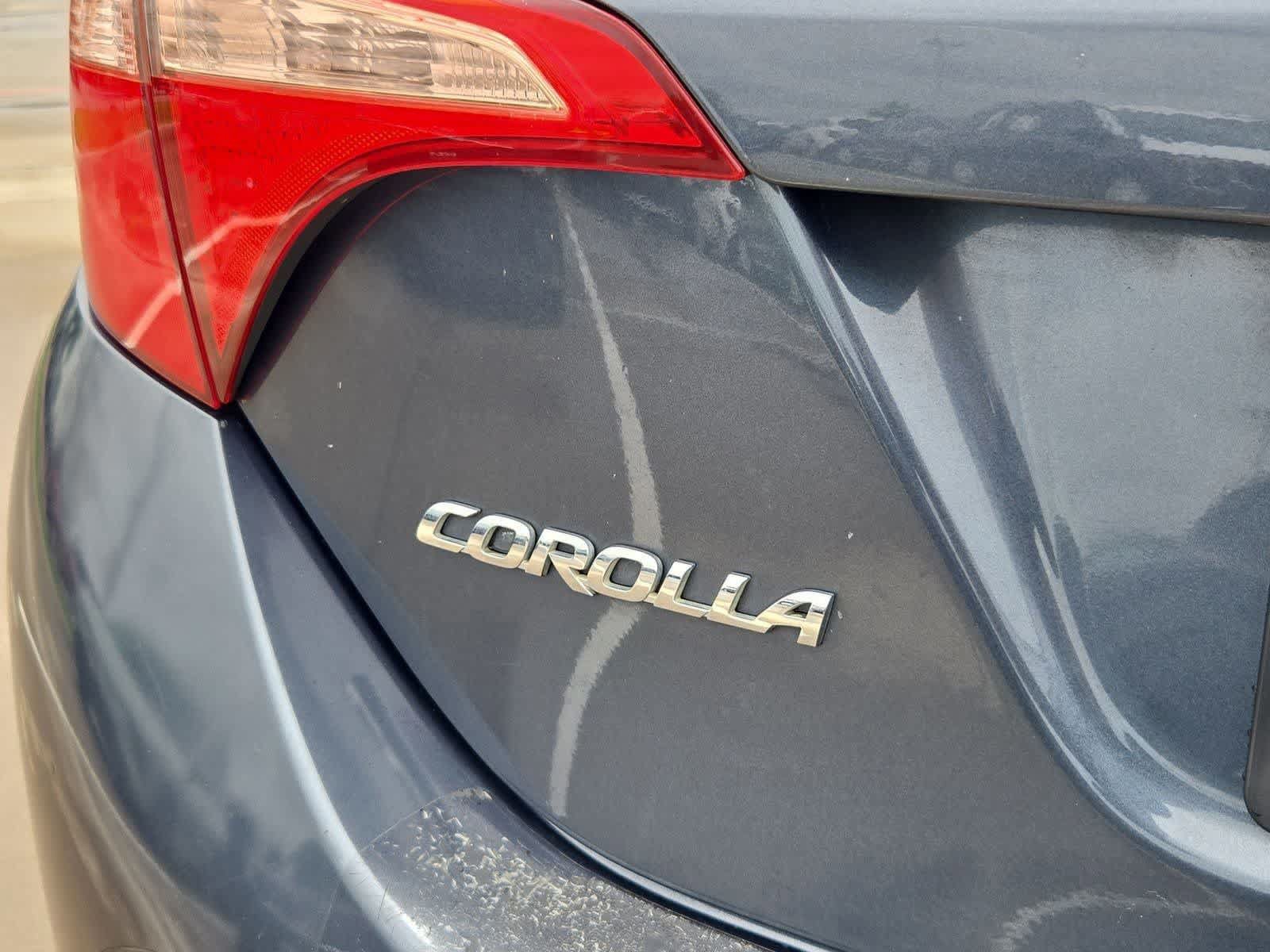 Used 2017 Toyota Corolla LE FWD image 11