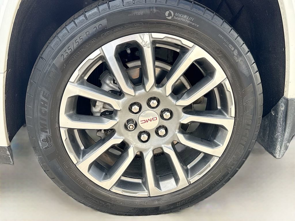Used 2021 GMC Acadia Denali w/ Denali Ultimate Package AWD/4WD image 34
