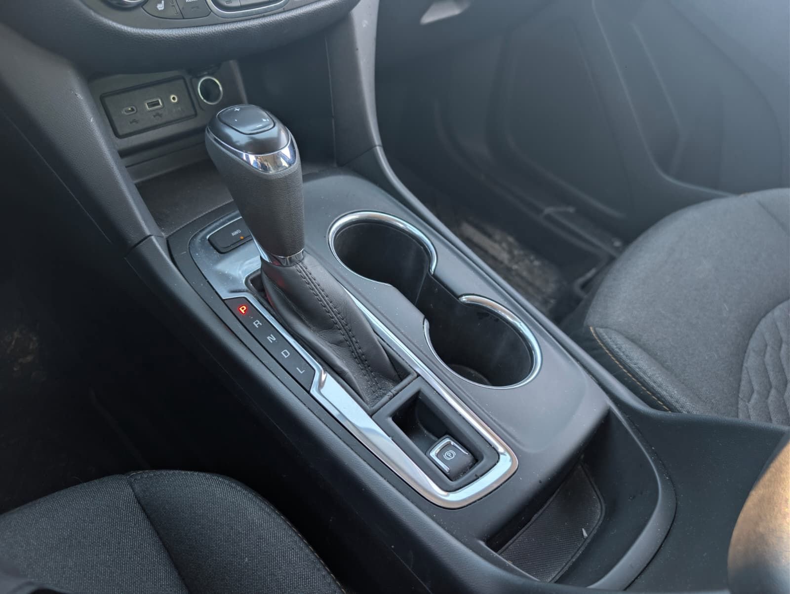 Used 2020 Chevrolet Equinox LT image 15