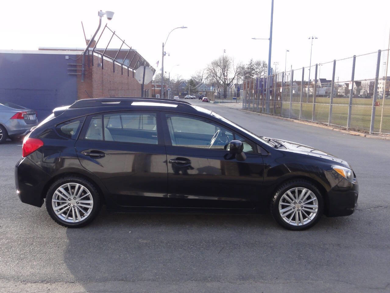 Used 2014 Subaru Impreza 2.0i Premium image 34