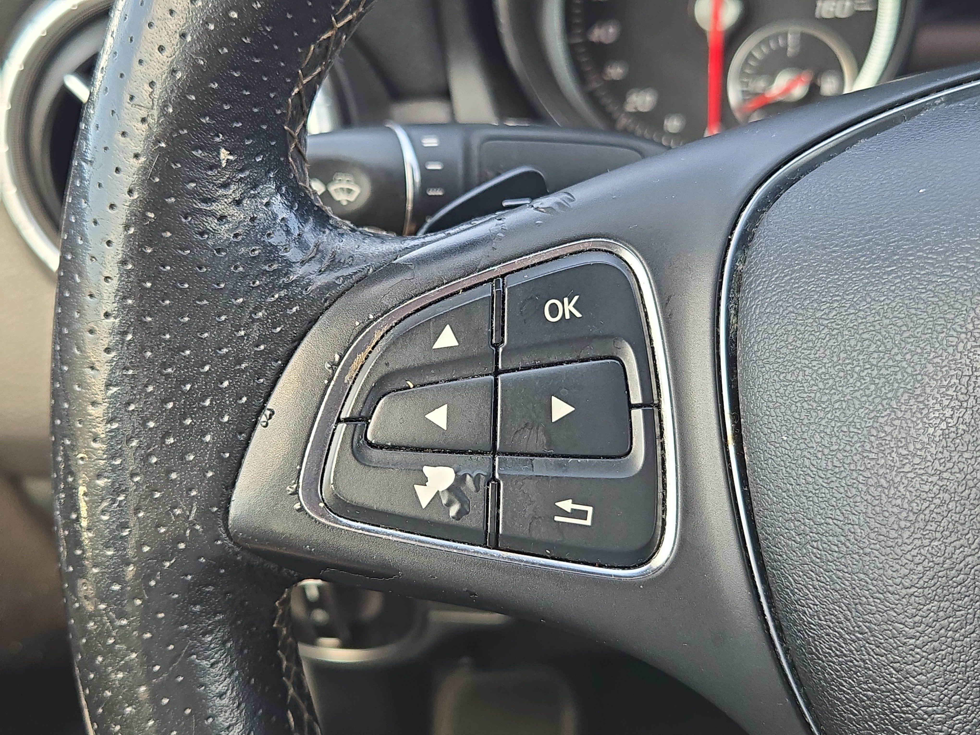 Used 2018 Mercedes-Benz CLA 250 image 22