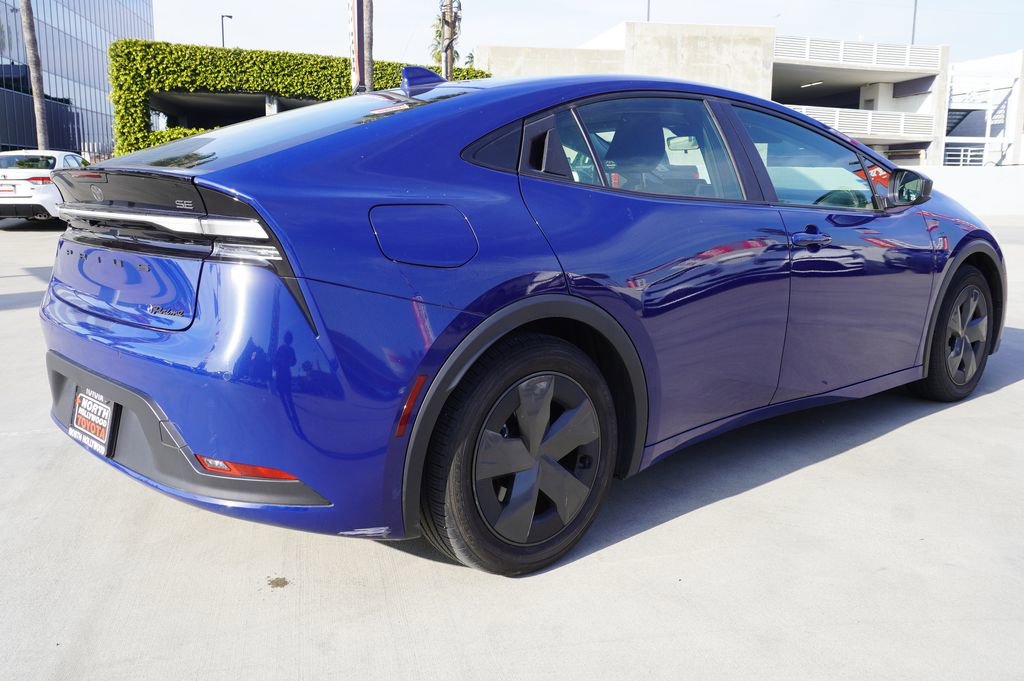 Used 2023 Toyota Prius Prime SE image 7