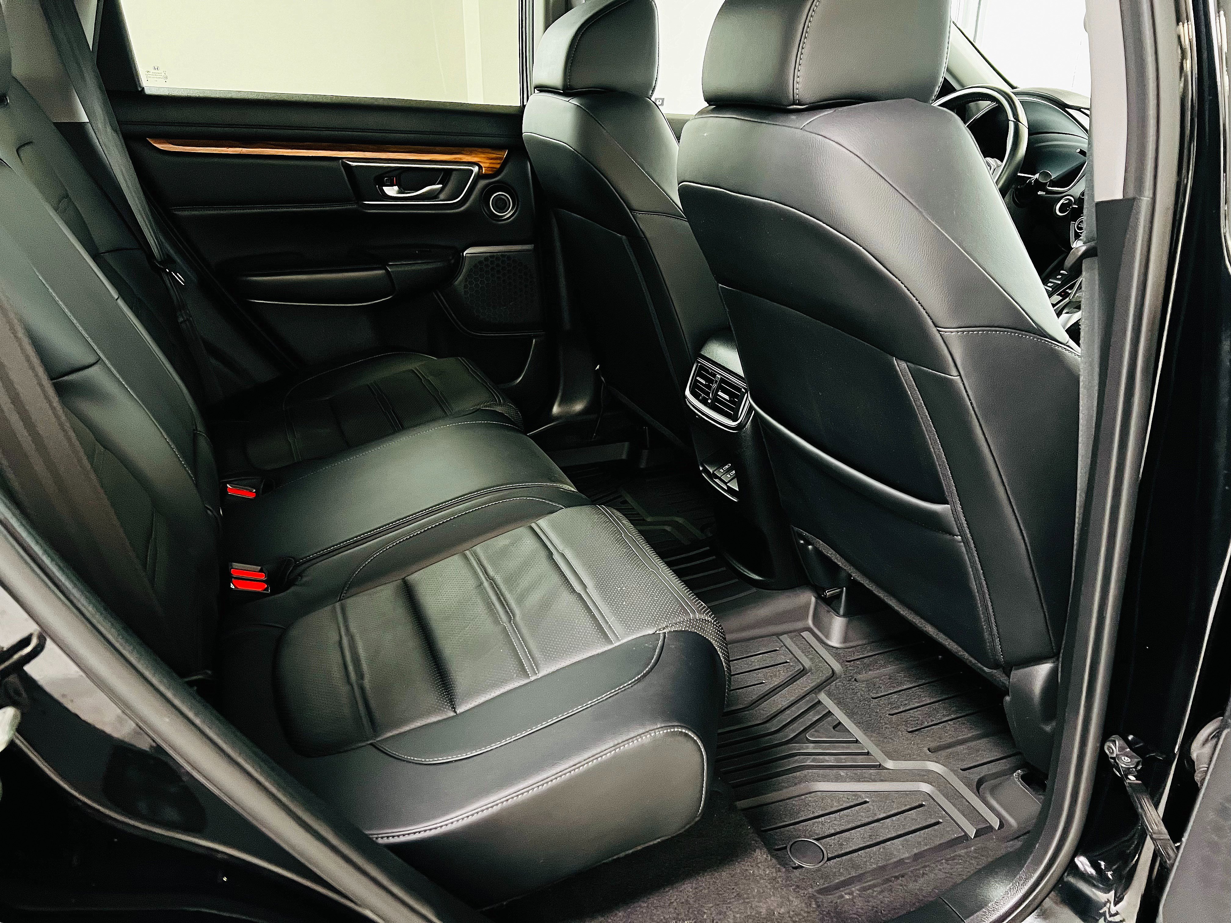 Used 2017 Honda CR-V Touring image 31