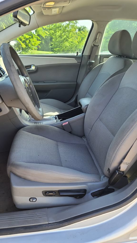 Used 2012 Chevrolet Malibu LS FWD image 6