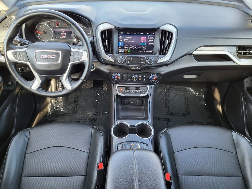 Used 2024 GMC Terrain SLT image 15