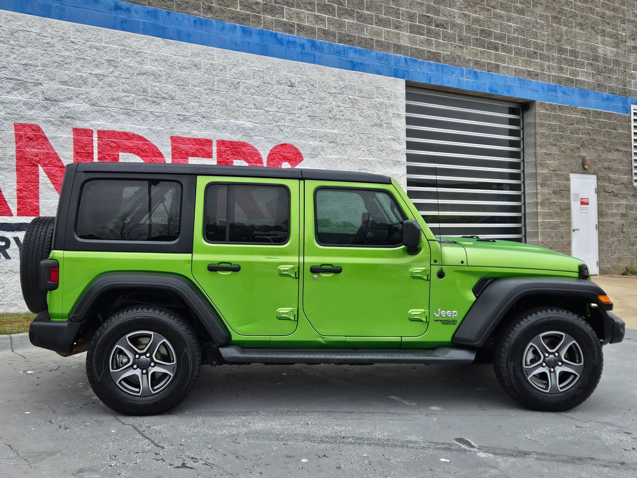 Used 2019 Jeep Wrangler Unlimited Sport S image 8