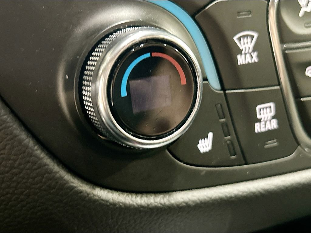 Used 2021 Chevrolet Equinox LT image 19