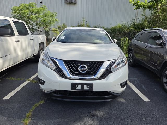 Used 2016 Nissan Murano Platinum w/ Platinum Technology Package FWD image 2