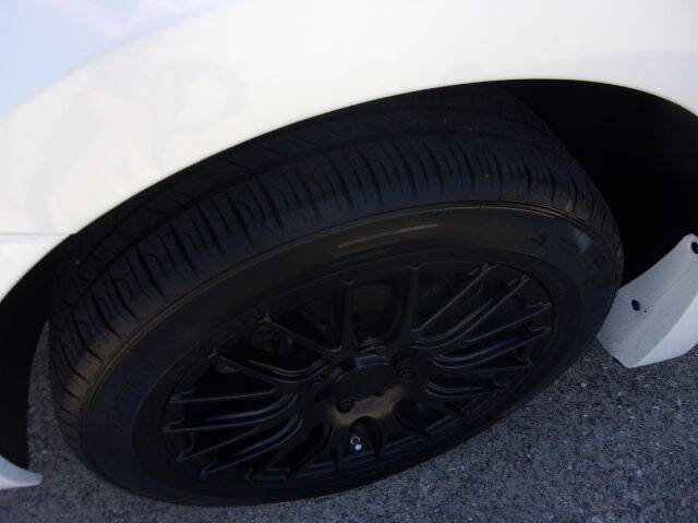 Used 2012 Nissan Sentra 2.0 S FWD image 8