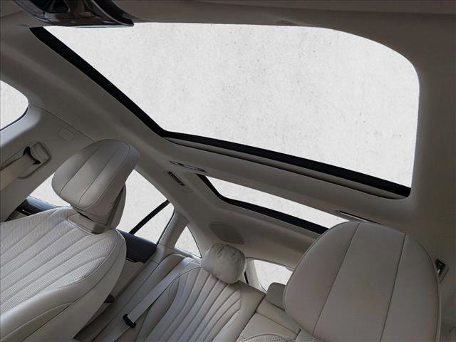 Used 2022 Mercedes-Benz EQS 450+ Sedan image 11