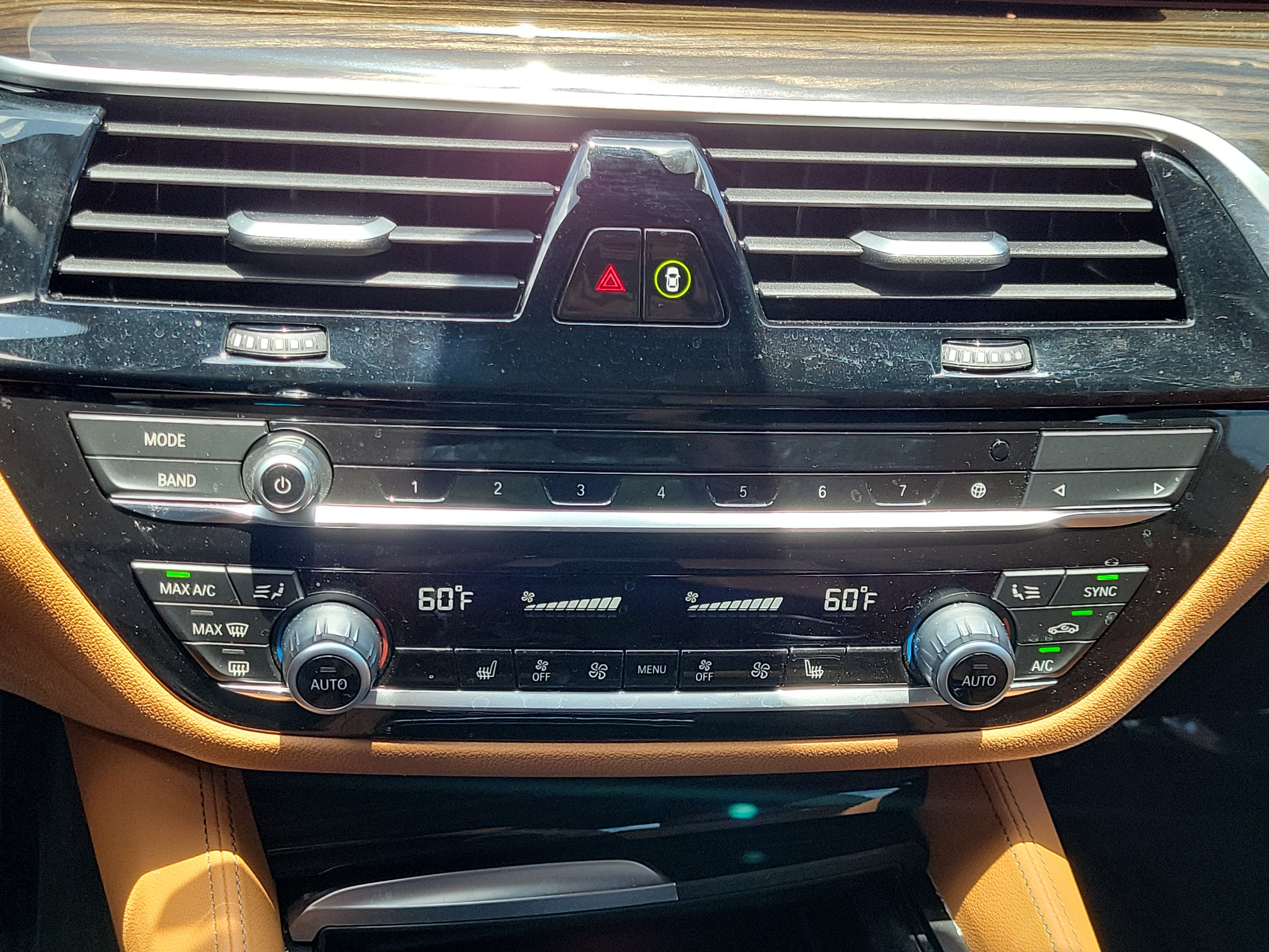 Used 2023 BMW 540i w/ M Sport Package RWD image 27