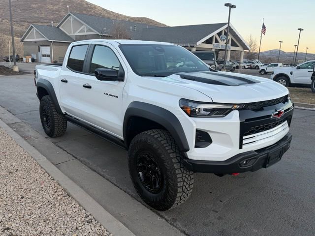Used 2026 Chevrolet Colorado ZR2 w/ ZR2 Bison Edition image 7