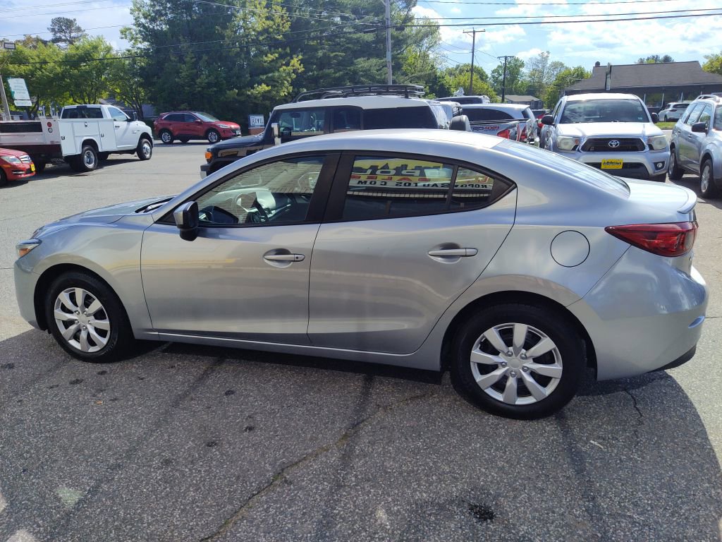 Used 2018 MAZDA MAZDA3 Sport image 6