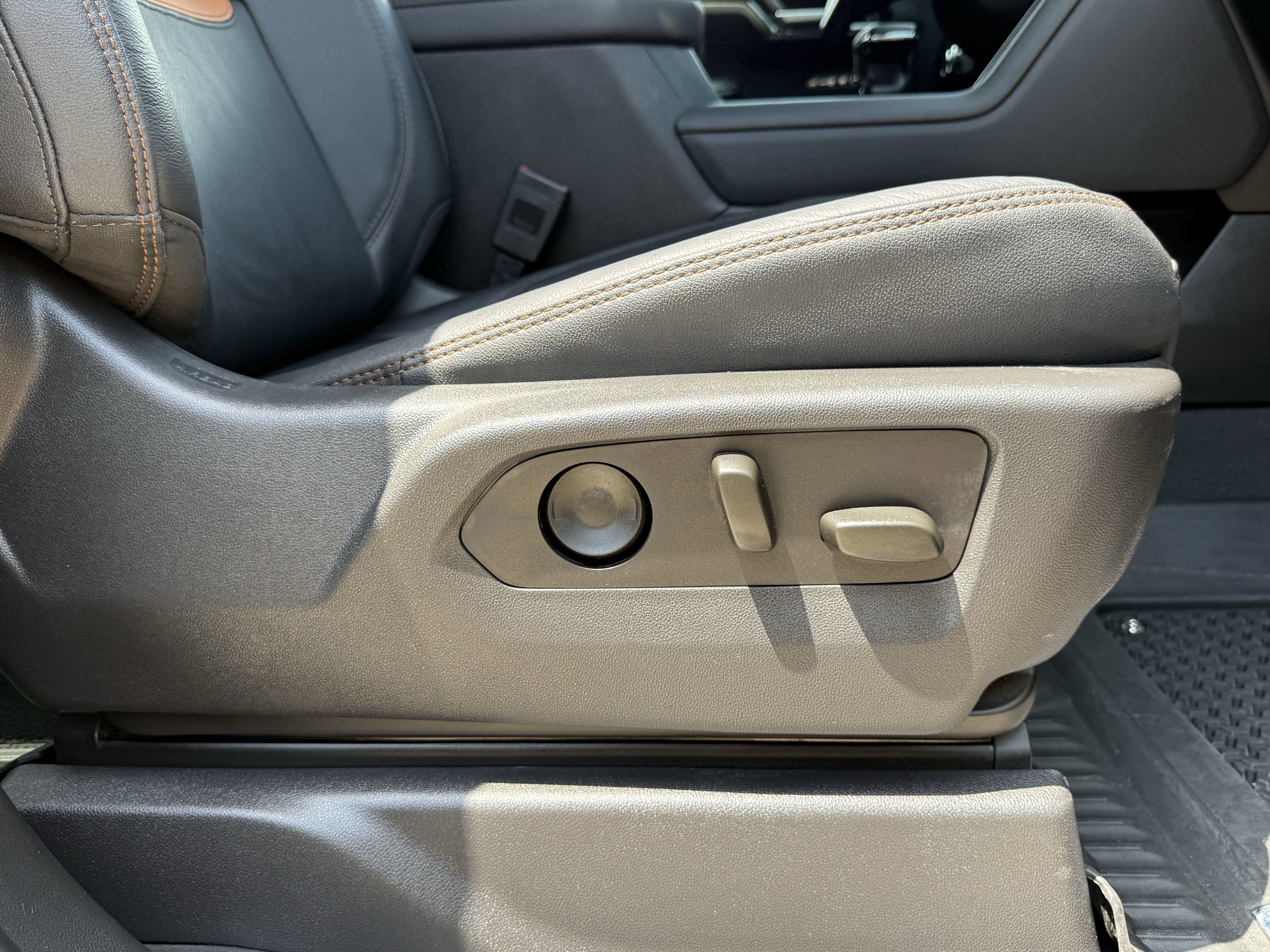 Used 2024 GMC Sierra 1500 AT4 AWD/4WD image 49