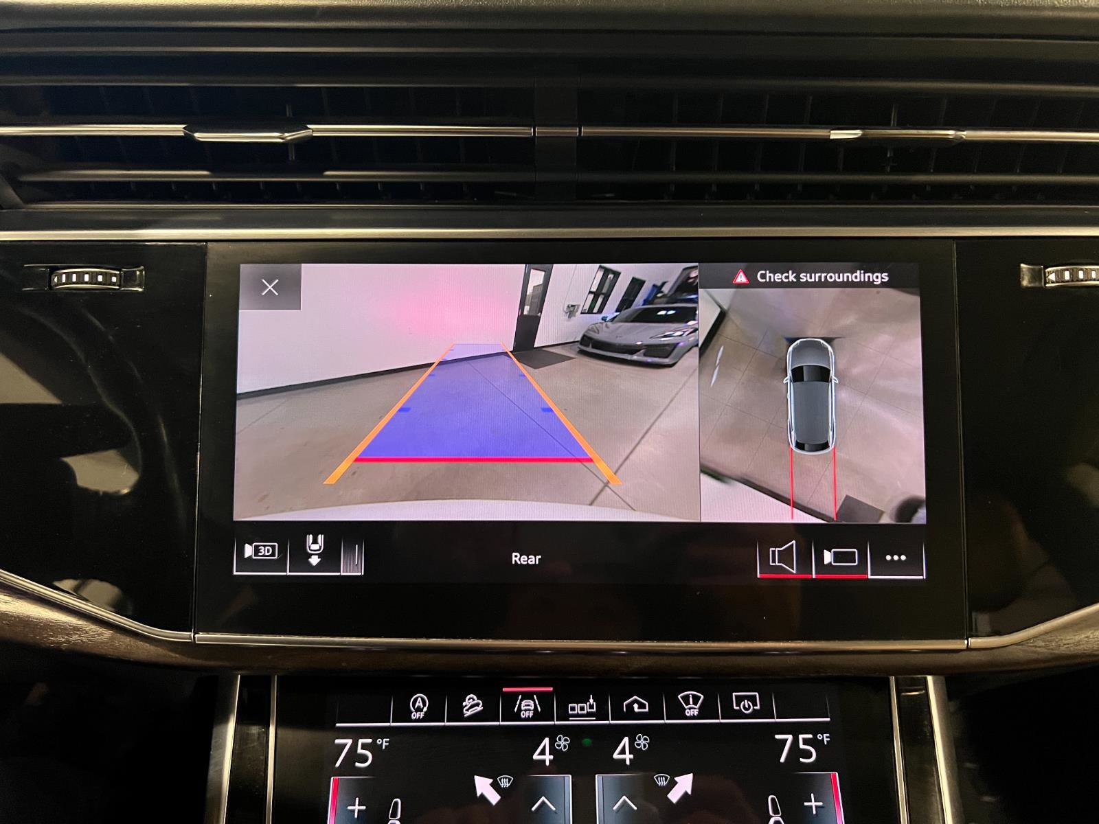 Used 2019 Audi Q8 Prestige image 17