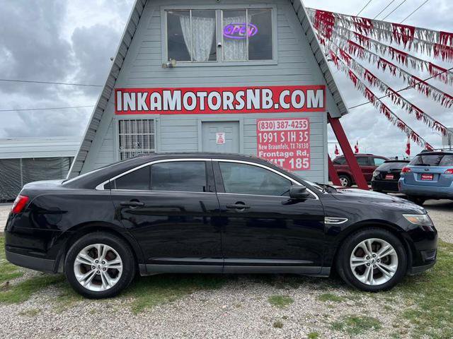 Used 2016 Ford Taurus SE FWD image 9