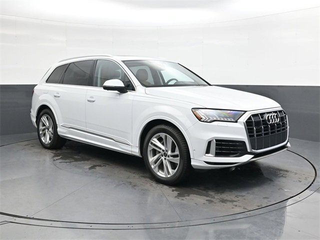 Used 2023 Audi Q7 3.0T Prestige image 2