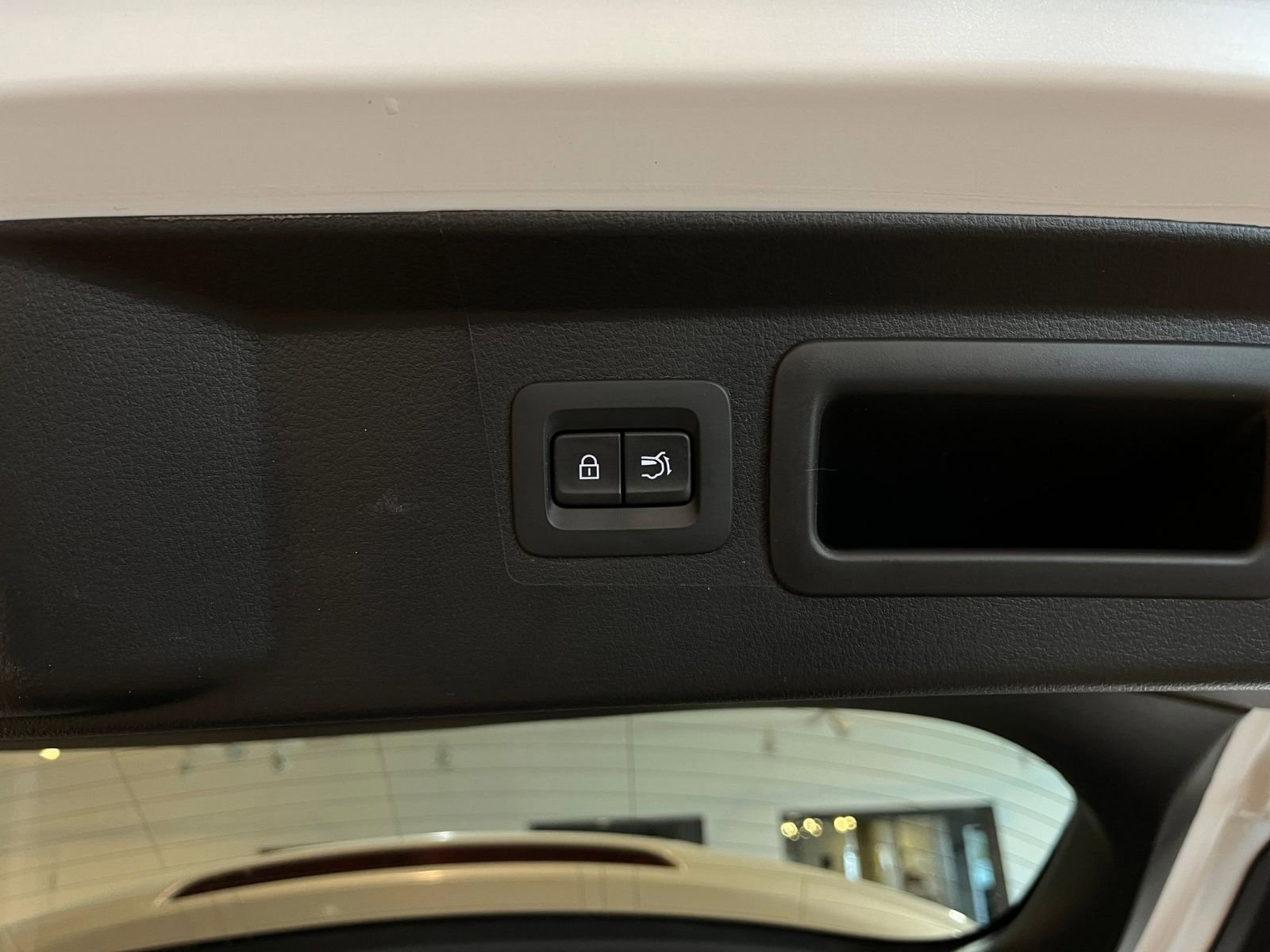 Used 2025 MAZDA CX-50 2.5 Hybrid w/ Premium Plus Pkg image 23