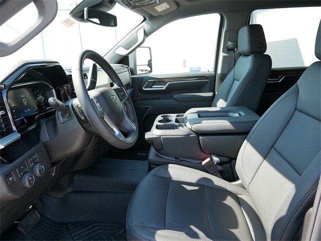 New 2026 Chevrolet Silverado 3500 LT w/ Trail Boss Package image 5