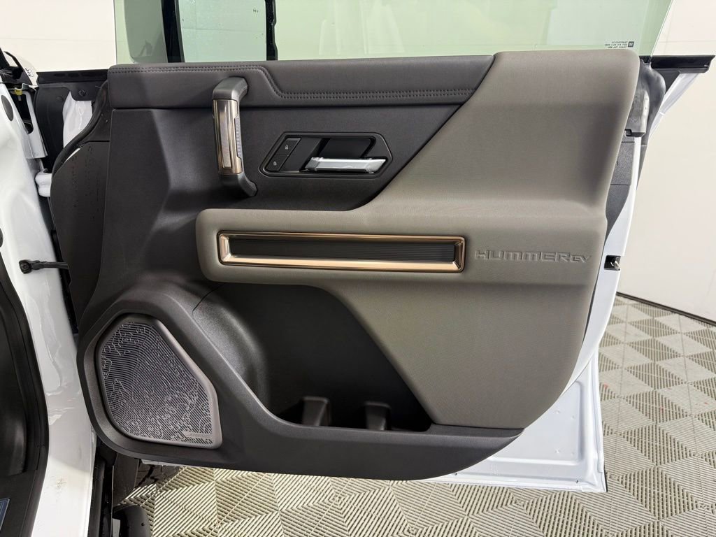 New 2025 GMC Hummer EV 3X w/ Extreme Off-Road Package image 30