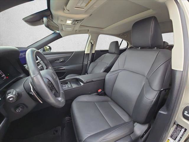 Used 2023 Lexus ES 300h w/ Premium Package FWD image 16