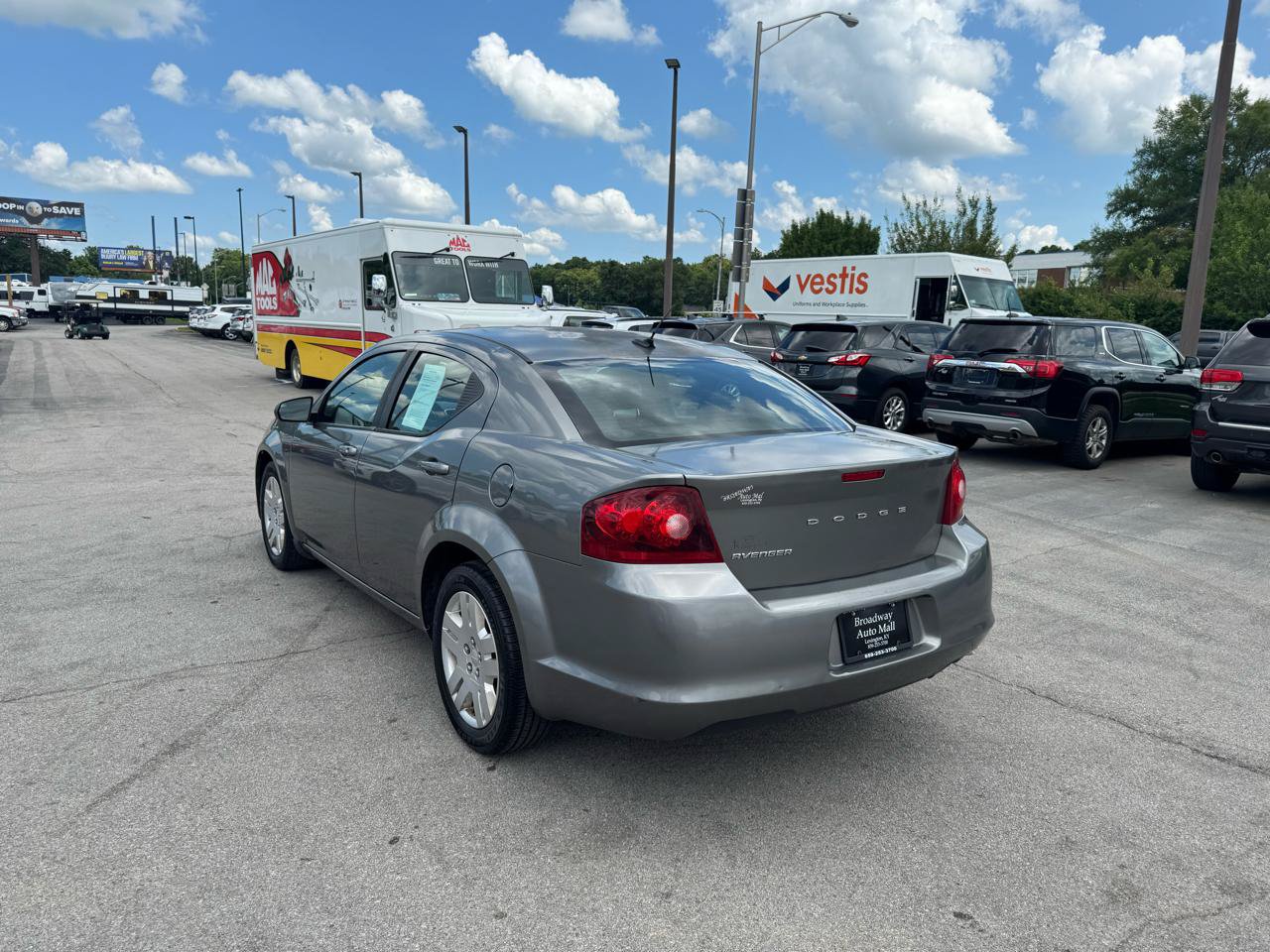 Used 2012 Dodge Avenger SE FWD image 5