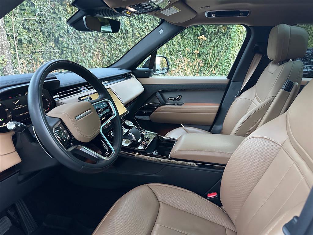 Used 2023 Land Rover Range Rover Sport SE image 10