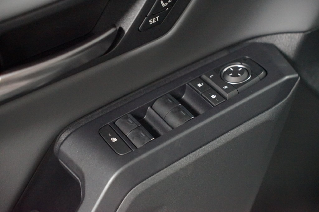New 2026 Toyota RAV4 XSE AWD/4WD image 33